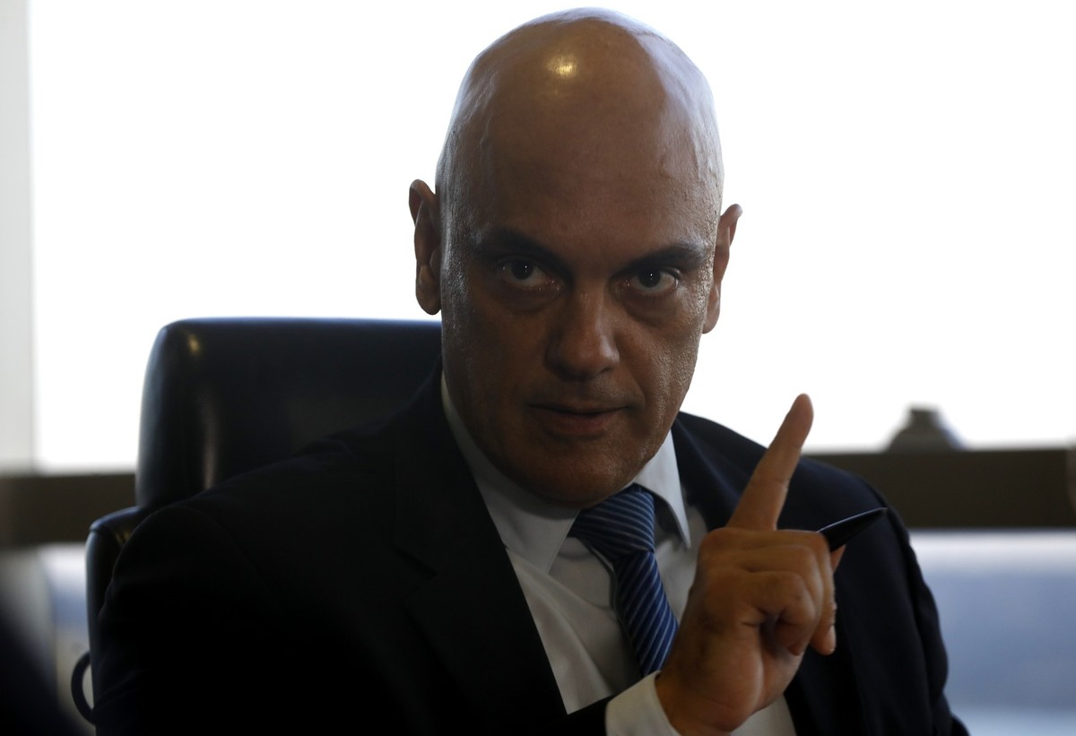 Moraes envia cinco recados em decisão contra atos terroristas em Brasília; saiba quais são