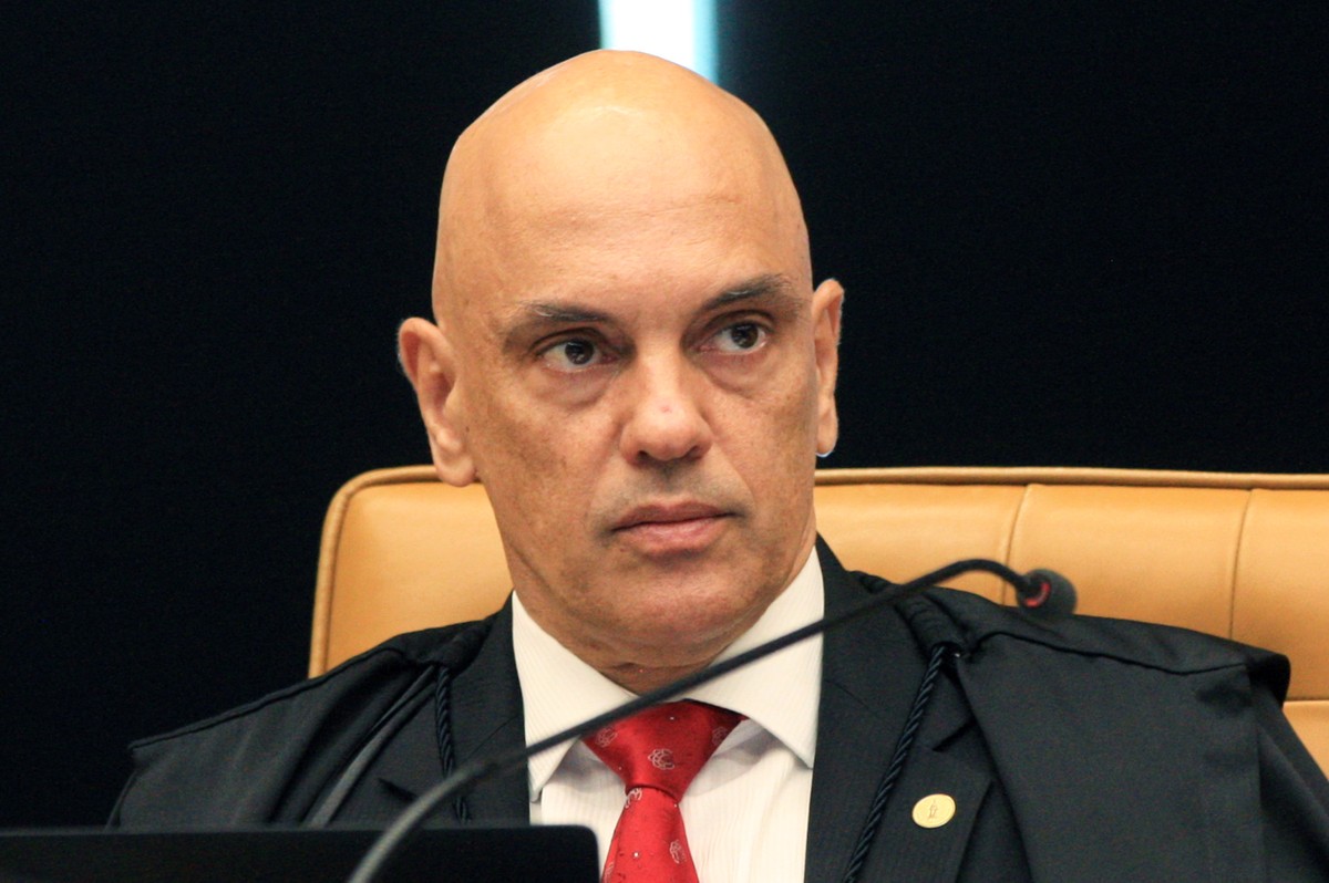 Moraes mantém 140 presos por atos terroristas e libera outros 60