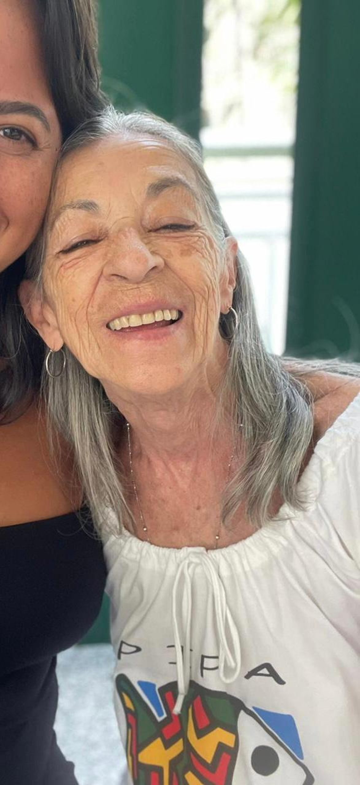 Professora que morreu em ataque tinha 71 anos e lecionava ‘como propósito de vida’, diz filha