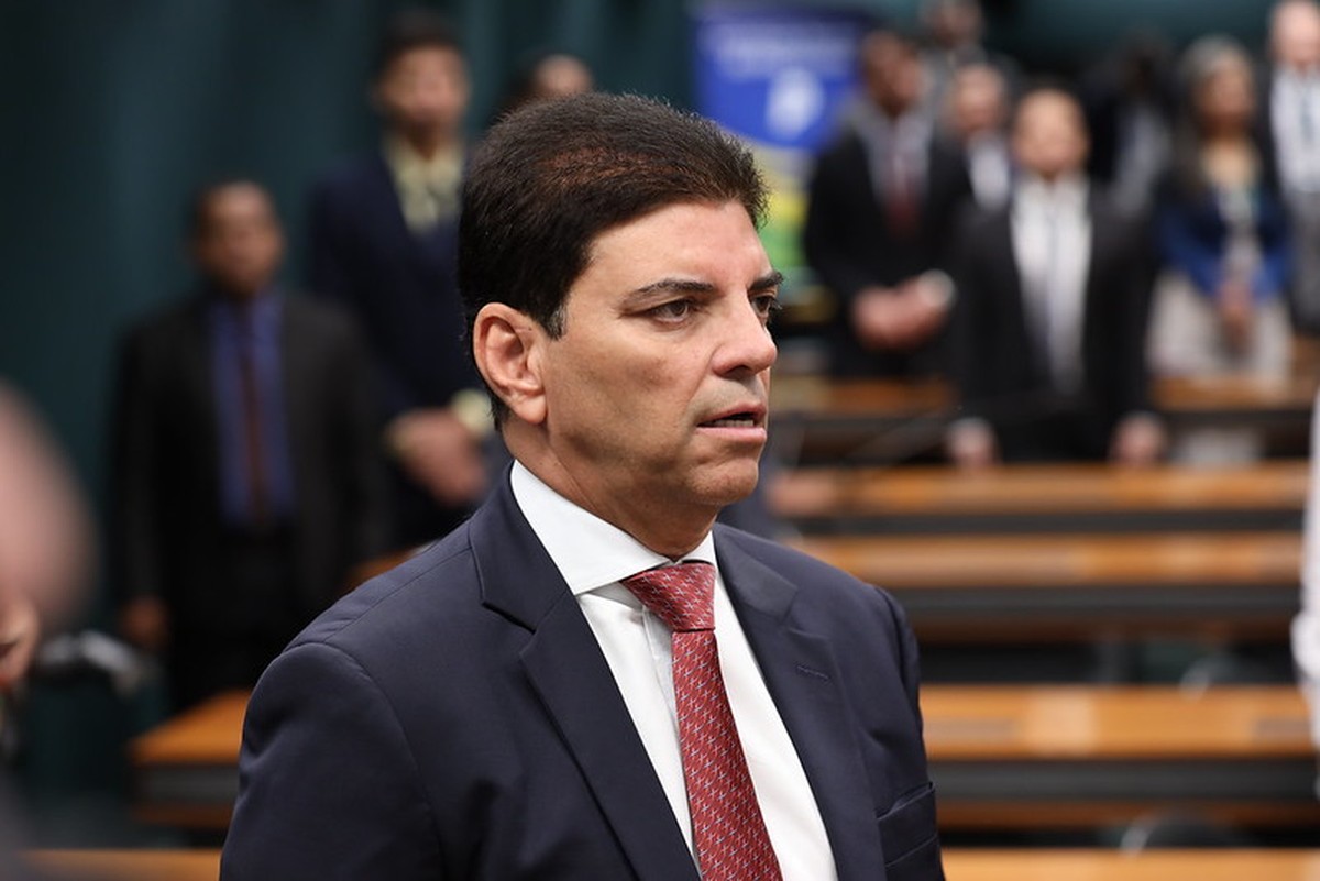 Após reunião com Haddad, relator confirma gatilhos no arcabouço fiscal