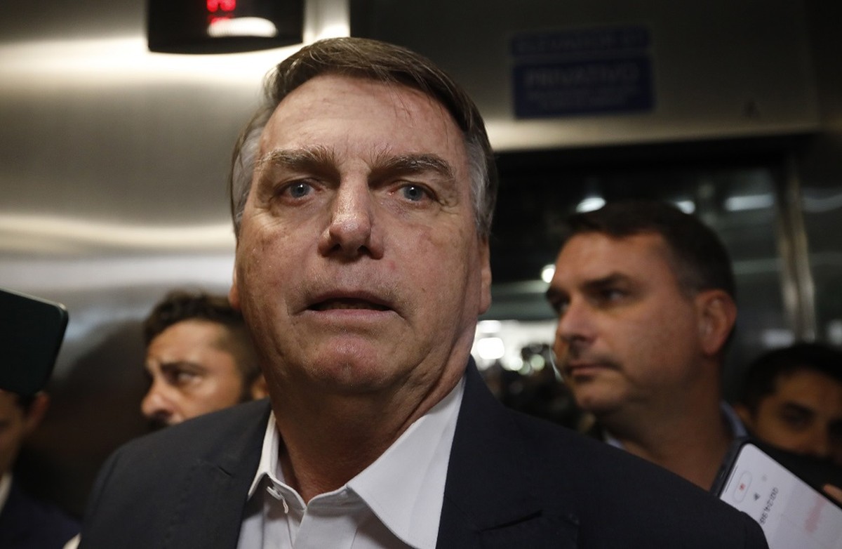 Os 5 celulares apreendidos pela PF que causam pânico em Bolsonaro e seu entorno