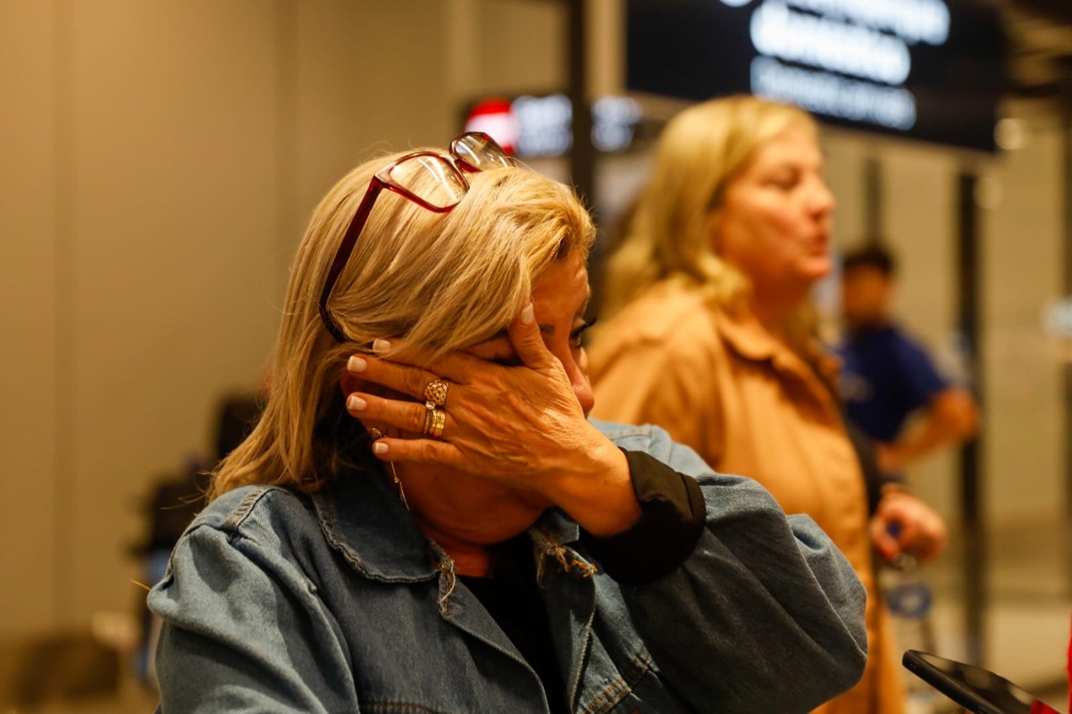 Passageira de avião que derrapou na pista em aeroporto de Florianópolis relata susto: ‘Gente gritando’