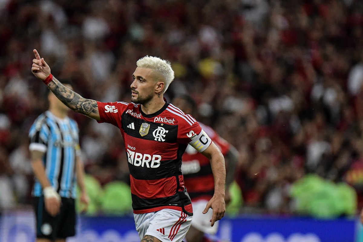 Arrascaeta será titular no Flamengo contra o São Paulo na final da Copa do Brasil