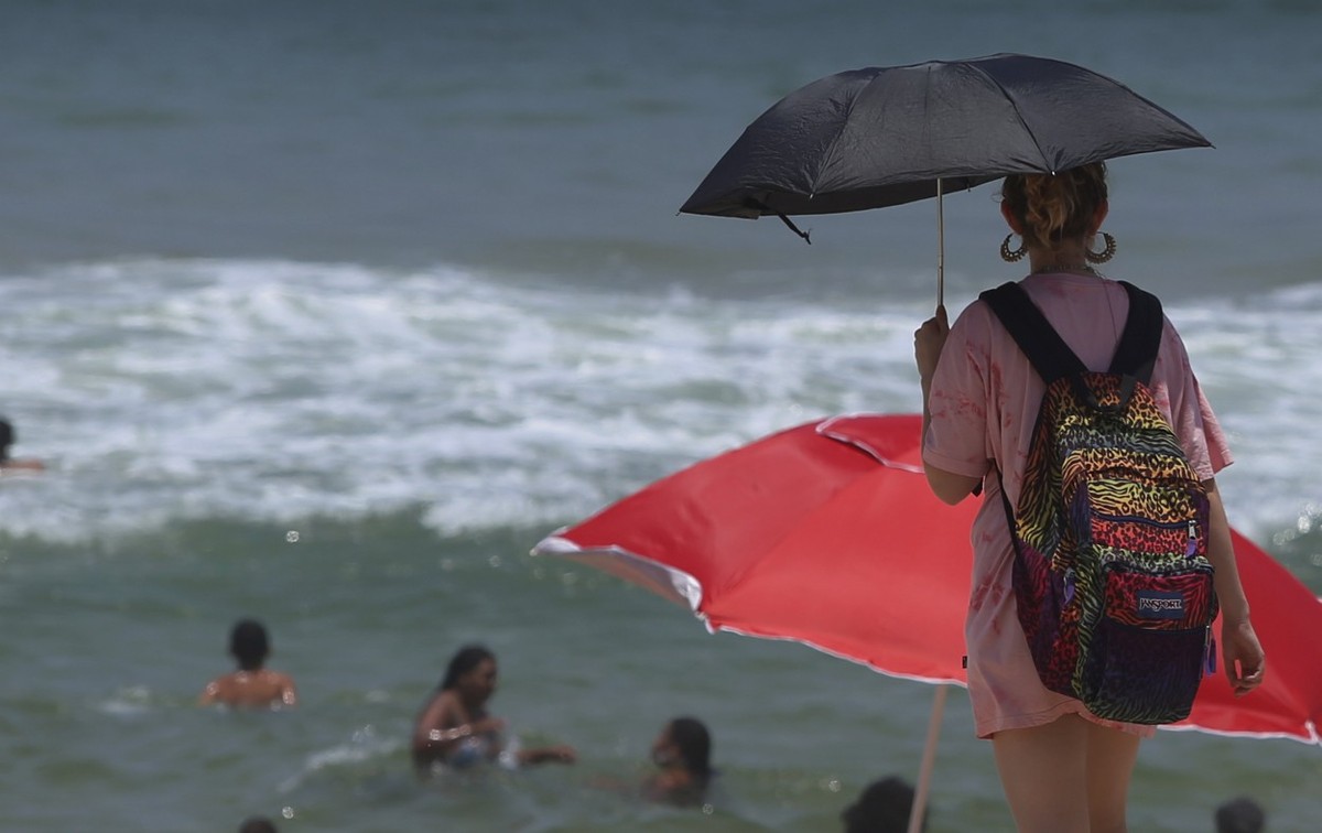 Rio pode bater novo recorde de calor, com 42 graus no sábado; há previsão de temporal para o fim de semana