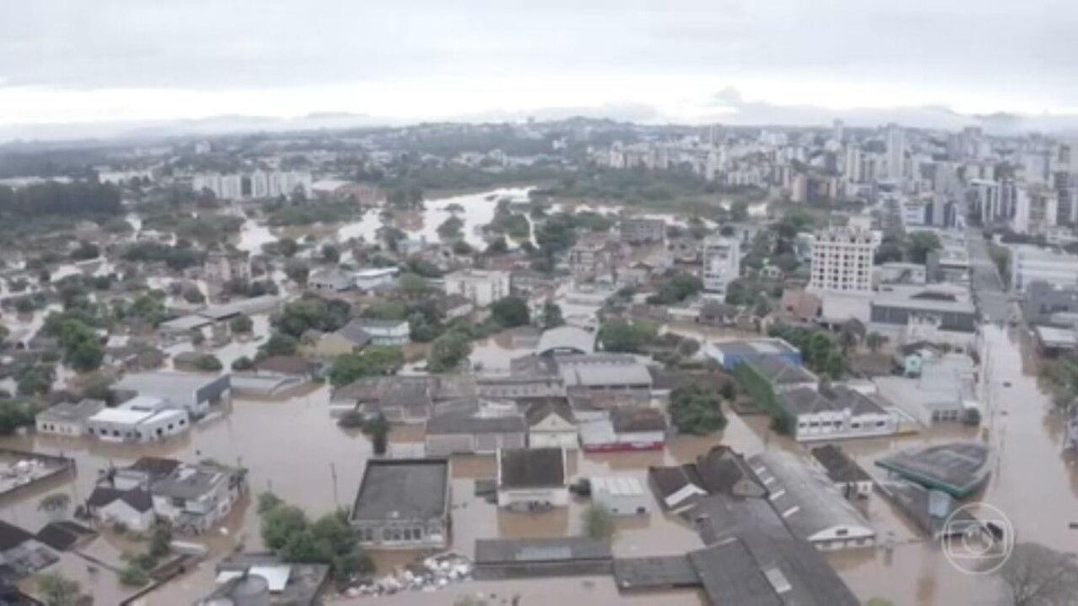 Mais de 20 mil pessoas ficam desabrigadas após temporais no Rio Grande do Sul e Santa Catarina