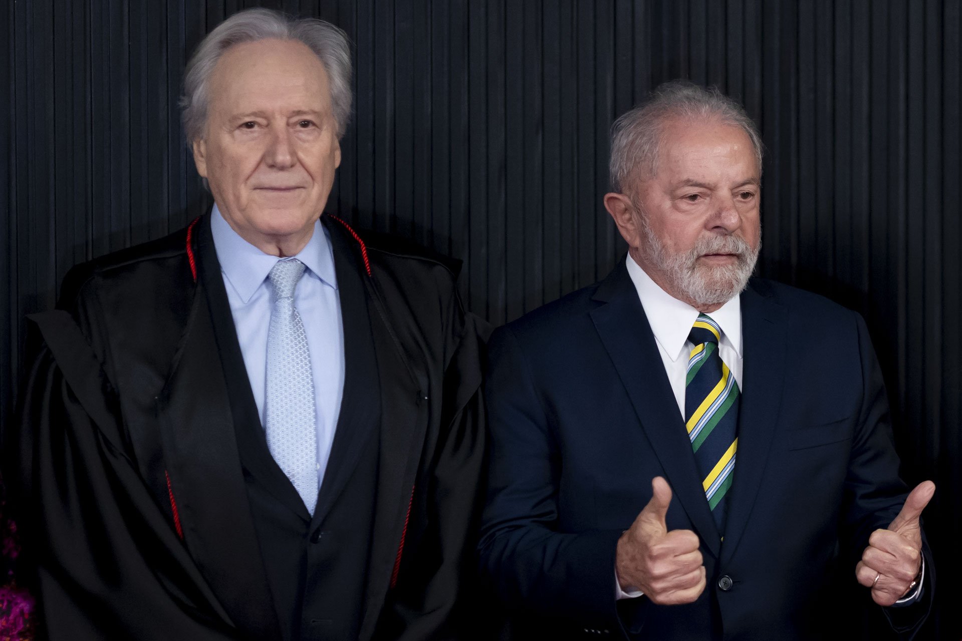 Lula recebe Lewandowski no Planalto e deve anunciar ex-STF na Justiça