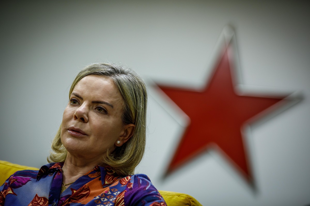 Gleisi Hoffmann: ‘R$ 53 bilhões em emendas parlamentares é um ultraje’