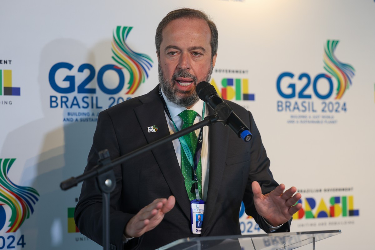 Silveira quer reduzir em 25% preço final do gás natural para indústria, com ajuste na regulação