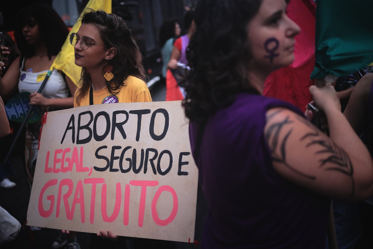 Câmara aprova urgência de texto que equipara aborto a crime de homicídio; entenda o que é o aborto legal e quando ele é permitido