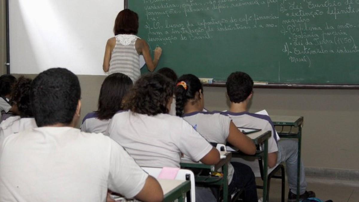 Novo Ensino Médio: após idas e vindas, comissão do Senado aprova projeto; veja principais pontos