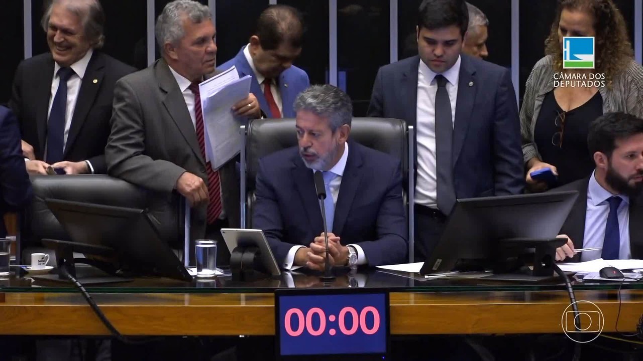 Em meio a crise com o Congresso, governo diz que vai liberar  R$ 1,7 bilhão em emendas até esta sexta