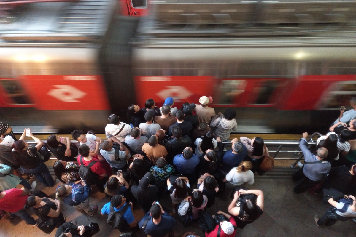 Como vão funcionar metrô e trens de São Paulo no Natal e no Ano Novo